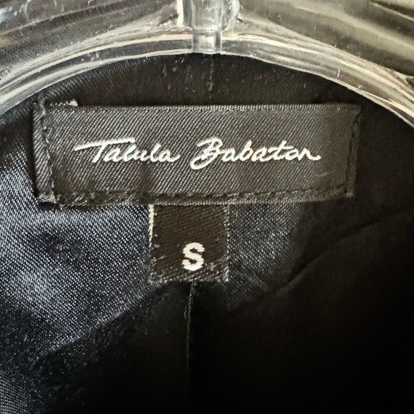 Classic Black Women's Coat - Picture 6 of 7